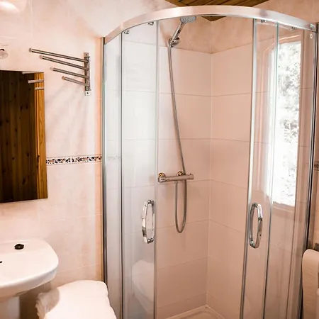 Gaztainuzketa Mendi Etxeak * Leintz-Gatzaga