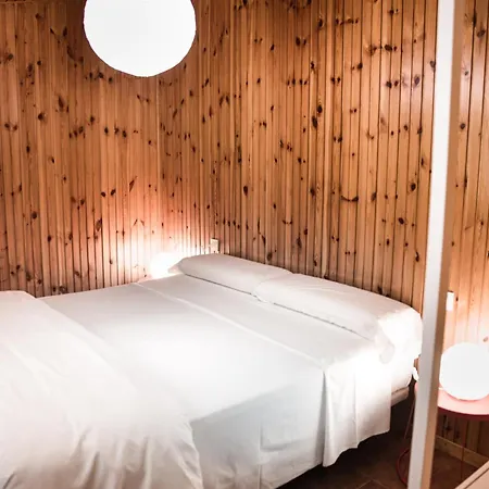 Gaztainuzketa Mendi Etxeak *