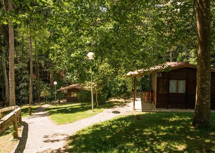 Gaztainuzketa Mendi Etxeak *